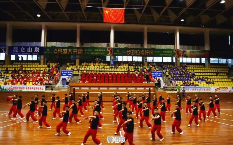 鹤山市:逾万名中小学生将同时表演咏春拳, 你怎么看 鹤山市:逾万名中小学生将同时表演咏春拳, 你怎么看 - 爱唱歌