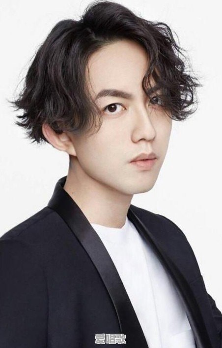 唱歌低音下不去,怎么办。我适合唱林宥嘉和林俊杰的歌 唱歌低音下不去,怎么办。我适合唱林宥嘉和林俊杰的歌 - 爱唱歌