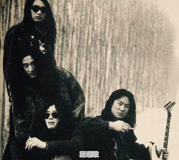 在中文摇滚作品中,哪些吉他SOLO让你欲罢不能 在中文摇滚作品中,哪些吉他SOLO让你欲罢不能 - 爱唱歌