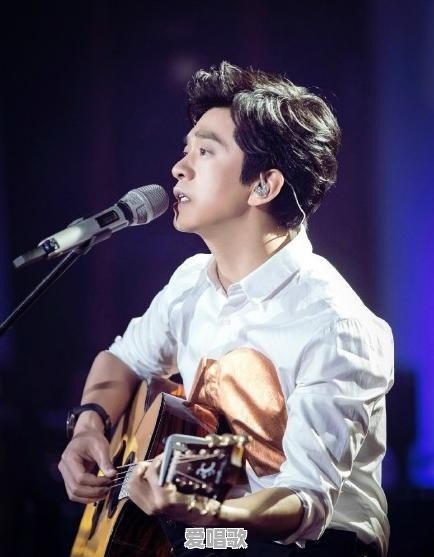 李健车站原唱是谁 李健车站原唱是谁 - 爱唱歌