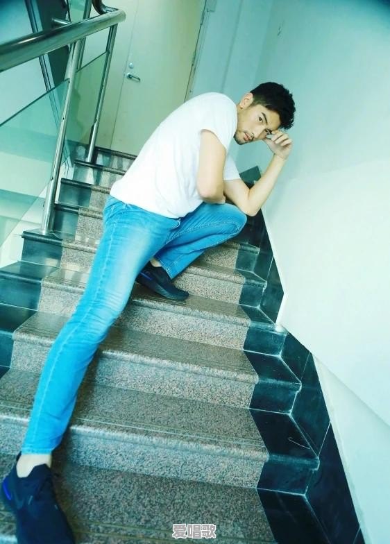 史上第一主播,46岁孙耀威两小时直播赚7000万,服务器一度瘫痪,DNF旭旭宝宝都比不上,你认为呢 史上第一主播,46岁孙耀威两小时直播赚7000万,服务器一度瘫痪,DNF旭旭宝宝都比不上,你认为呢 - 爱唱歌