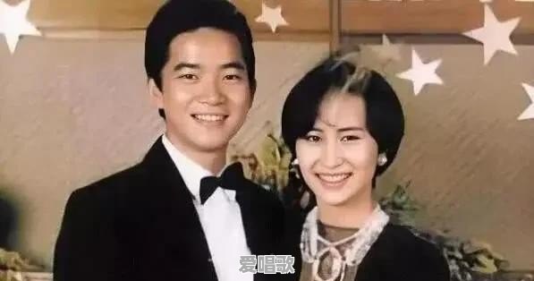 赌王千金何超琼当年为陈百强扶灵是怎么回事,他们相爱过吗 赌王千金何超琼当年为陈百强扶灵是怎么回事,他们相爱过吗 - 爱唱歌