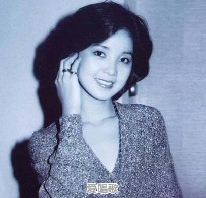 提到邓丽君,你会想到她有哪些经典的歌曲 提到邓丽君,你会想到她有哪些经典的歌曲 - 爱唱歌
