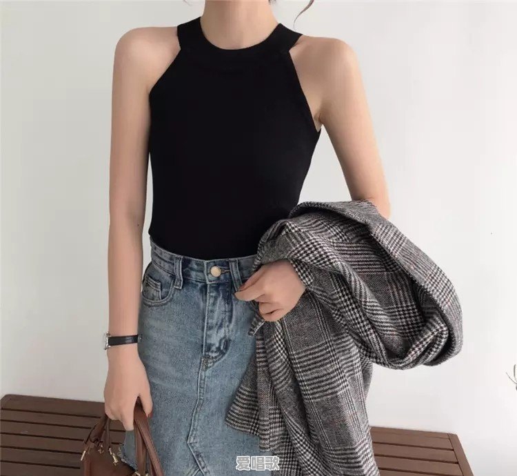 超模女儿Kaia腿长逆天,她都喜欢穿哪些时尚单品 超模女儿Kaia腿长逆天,她都喜欢穿哪些时尚单品 - 爱唱歌