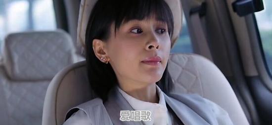 《欢乐颂》里乔欣饰演的大学毕业生对我们有什么启发 《欢乐颂》里乔欣饰演的大学毕业生对我们有什么启发 - 爱唱歌