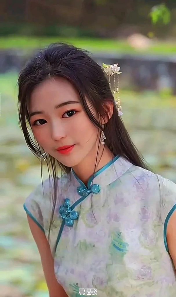 邓丽君漂亮吗,为什么人们喜欢听她的歌曲 邓丽君漂亮吗,为什么人们喜欢听她的歌曲 - 爱唱歌
