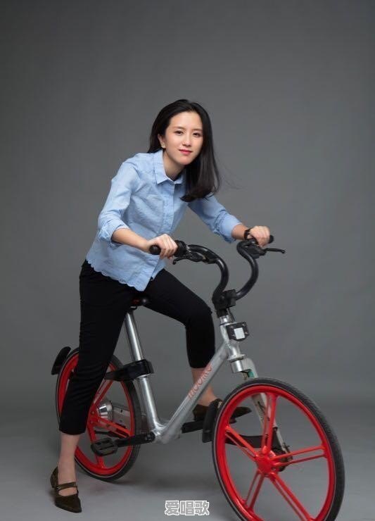 摩拜单车创始人胡玮炜成功套现15亿，为什么会被大v说成贩卖焦虑 - 爱唱歌