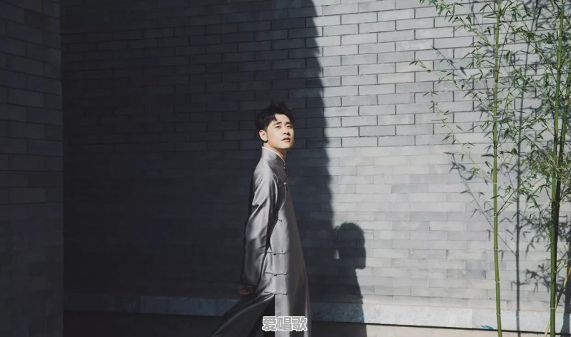 哪些歌让你每次听到都哽咽流泪 - 爱唱歌