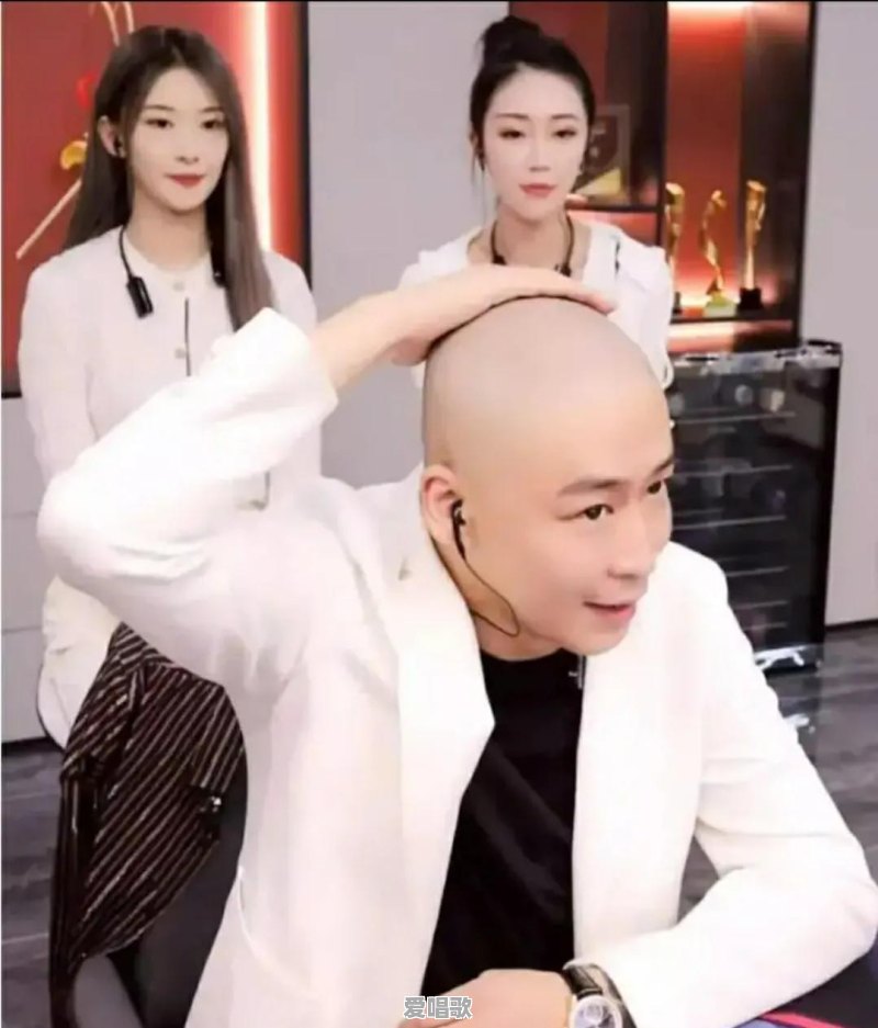 网红圈公认的一哥一姐是谁 网红圈公认的一哥一姐是谁 - 爱唱歌
