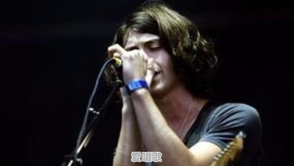 如何正确对歌唱中的气息进行掌控 如何正确对歌唱中的气息进行掌控 - 爱唱歌