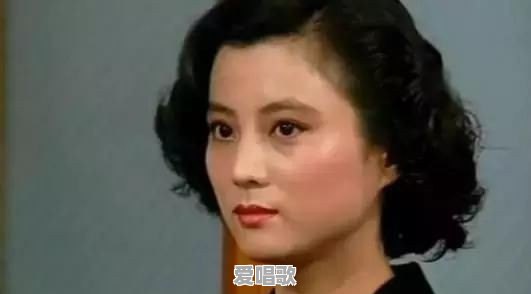 哪一首歌惊艳了你，让你永远列表循环 - 爱唱歌