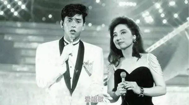 斗鱼人气女主播“翻车”，线下颜值曝光后引发热议，水友：榜一大佬跑路，你怎么看 - 爱唱歌