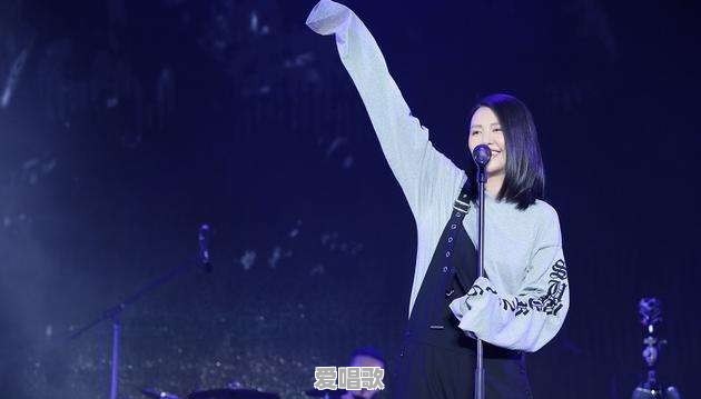 你怎么评论中秋节晚会的《敢问路在何方》 你怎么评论中秋节晚会的《敢问路在何方》 - 爱唱歌
