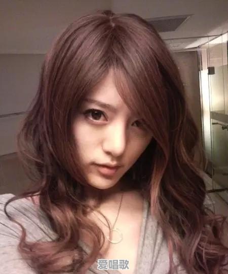 日本网红模仿防弹少年团V，死忠ARMY能分辨出来吗 - 爱唱歌