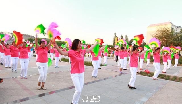 有没有发现现在广场舞的音乐越来越劲爆,动感 有没有发现现在广场舞的音乐越来越劲爆,动感 - 爱唱歌