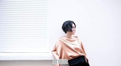 张靓颖将成为首位登上维秘秀献唱的歌手,你们怎么看 张靓颖将成为首位登上维秘秀献唱的歌手,你们怎么看 - 爱唱歌