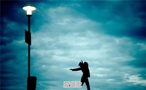 爱得太深无法放下该怎么办 爱得太深无法放下该怎么办 - 爱唱歌