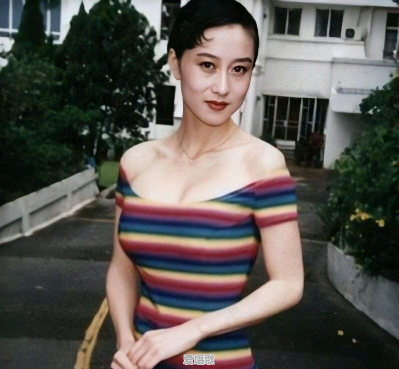 我们的七八十年代的歌坛盛世及港台影视盛世是否成了永久的过去 我们的七八十年代的歌坛盛世及港台影视盛世是否成了永久的过去 - 爱唱歌