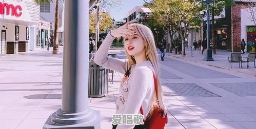 织部里沙(LiSA)的演唱舞台风到底有多强 织部里沙(LiSA)的演唱舞台风到底有多强 - 爱唱歌
