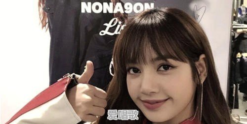 织部里沙(LiSA)的演唱舞台风到底有多强 织部里沙(LiSA)的演唱舞台风到底有多强 - 爱唱歌