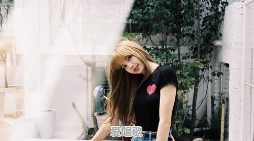 织部里沙(LiSA)的演唱舞台风到底有多强 织部里沙(LiSA)的演唱舞台风到底有多强 - 爱唱歌