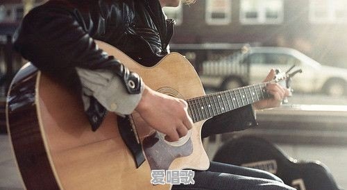 吉他是不是现代流行音乐中的乐器之王 吉他是不是现代流行音乐中的乐器之王 - 爱唱歌