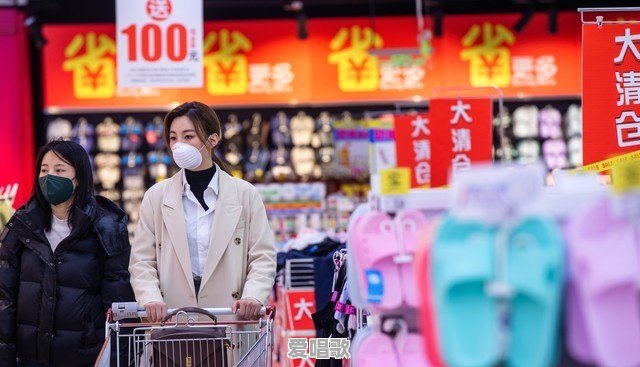 新冠“二阳”来了,此次治疗是听张文宏的,还是听司马南的呢 新冠“二阳”来了,此次治疗是听张文宏的,还是听司马南的呢 - 爱唱歌