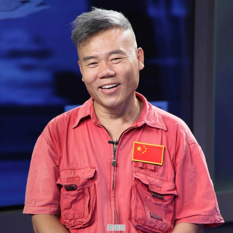新冠“二阳”来了,此次治疗是听张文宏的,还是听司马南的呢 新冠“二阳”来了,此次治疗是听张文宏的,还是听司马南的呢 - 爱唱歌