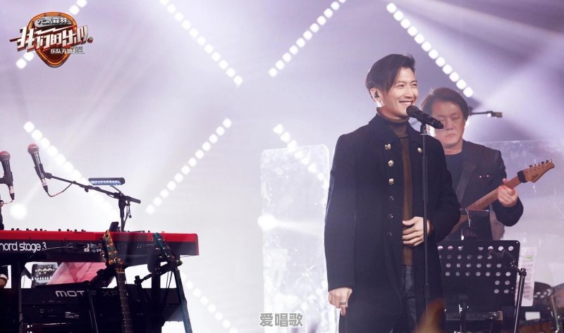 《悬崖》的主题曲叫什么名 《悬崖》的主题曲叫什么名 - 爱唱歌