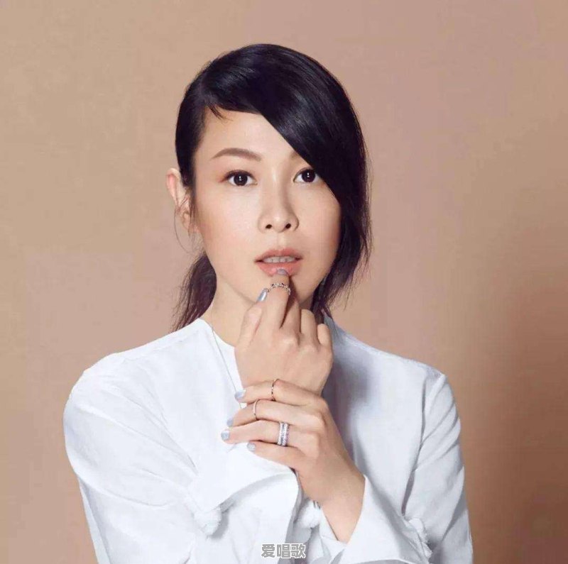 女生的快乐有多简单 女生的快乐有多简单 - 爱唱歌
