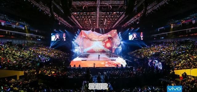 怎么看待天猫双十一晚会上，黑科技让全球剁手党合唱出天猫双11主题曲“剁” - 爱唱歌