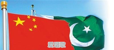 巴基斯坦记者洪水中报道成网红,是敬业重要,还是安全重要 巴基斯坦记者洪水中报道成网红,是敬业重要,还是安全重要 - 爱唱歌