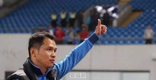 中甲主帅称年轻球员赛前一晚还在KTV唱歌,互相攀比奢侈品,你怎么看 中甲主帅称年轻球员赛前一晚还在KTV唱歌,互相攀比奢侈品,你怎么看 - 爱唱歌