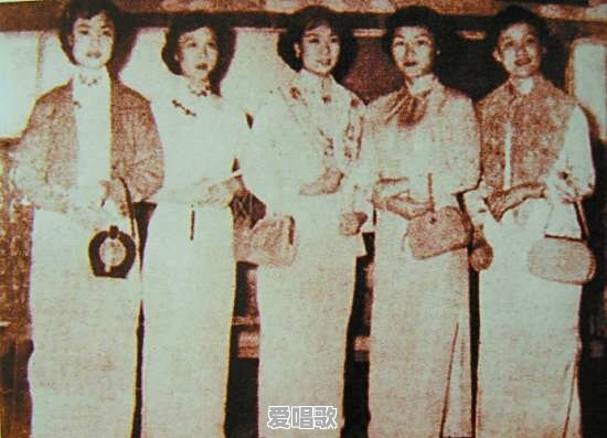 兰州村姑网红歌手 兰州村姑网红歌手 - 爱唱歌