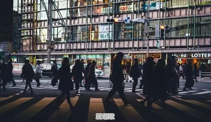 有多少年轻人厌倦了城市的繁华喧闹,想要回归农村的田园生活呢 有多少年轻人厌倦了城市的繁华喧闹,想要回归农村的田园生活呢 - 爱唱歌