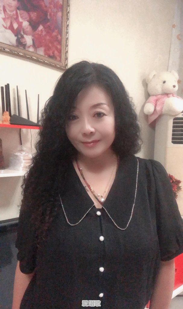 女人把自己打扮得很漂亮,是给谁看的 女人把自己打扮得很漂亮,是给谁看的 - 爱唱歌