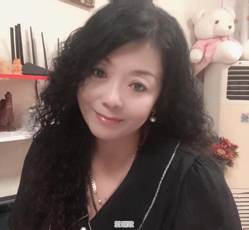 女人把自己打扮得很漂亮,是给谁看的 女人把自己打扮得很漂亮,是给谁看的 - 爱唱歌