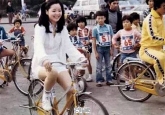 邓丽君是用什么方法让人们如此欣赏喜欢 邓丽君是用什么方法让人们如此欣赏喜欢 - 爱唱歌
