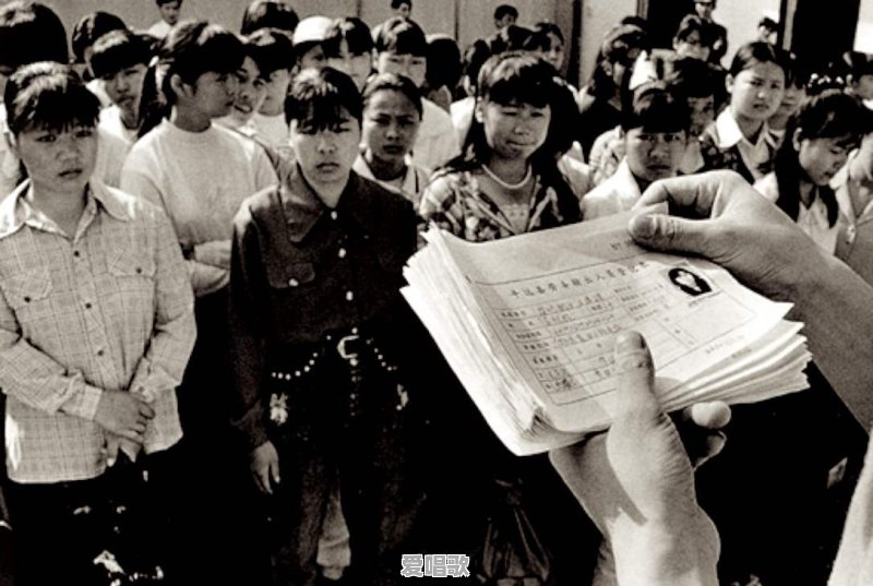 为什么70后下岗工人通常很怀念年轻时的工作往事 为什么70后下岗工人通常很怀念年轻时的工作往事 - 爱唱歌