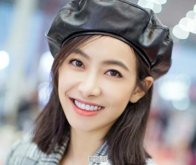 这位女明星是谁啊 这位女明星是谁啊 - 爱唱歌
