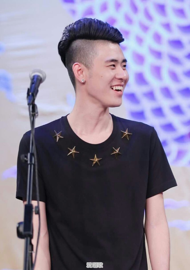 当一个相声演员的迷妹是一种怎样的体验 当一个相声演员的迷妹是一种怎样的体验 - 爱唱歌