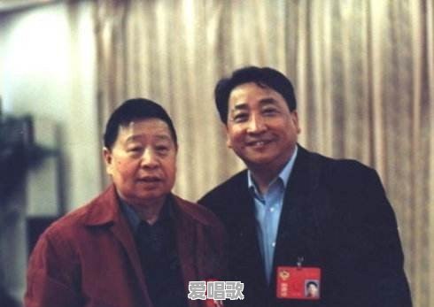 为什么听古典音乐的人会歧视听流行音乐的人 为什么听古典音乐的人会歧视听流行音乐的人 - 爱唱歌