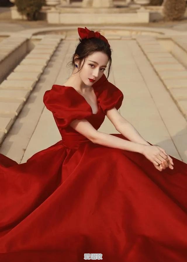 你被哪些女明星的红毯造型惊艳过 - 爱唱歌