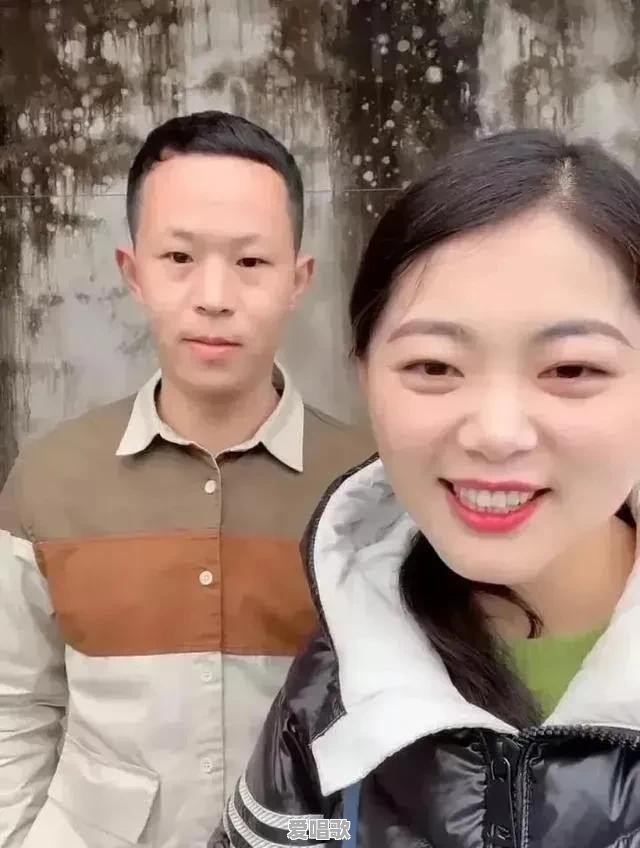 网红麦小登和网红乡村小乔月收入有百万吗 网红麦小登和网红乡村小乔月收入有百万吗 - 爱唱歌
