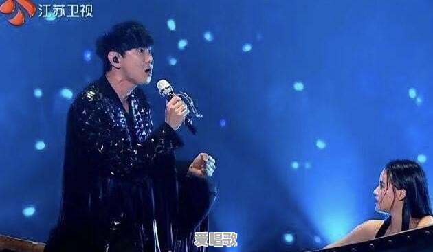 江苏跨年晚会为林俊杰伴舞的美人鱼惊艳全场,这个演员究竟是谁 江苏跨年晚会为林俊杰伴舞的美人鱼惊艳全场,这个演员究竟是谁 - 爱唱歌