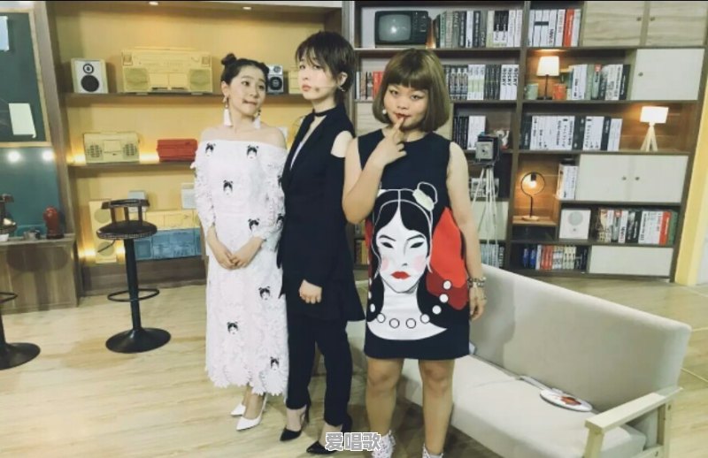 亚索迎来史上最丑新皮肤,DJ组合来临,浑身充满艺术细胞亚索让人忍不住笑,你怎么看 亚索迎来史上最丑新皮肤,DJ组合来临,浑身充满艺术细胞亚索让人忍不住笑,你怎么看 - 爱唱歌