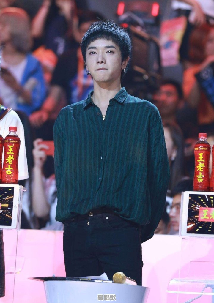 “华晨宇”的唱功已经勿庸置疑了!他有机会成为内地未来最受欢迎的首席男歌手吗 “华晨宇”的唱功已经勿庸置疑了!他有机会成为内地未来最受欢迎的首席男歌手吗 - 爱唱歌