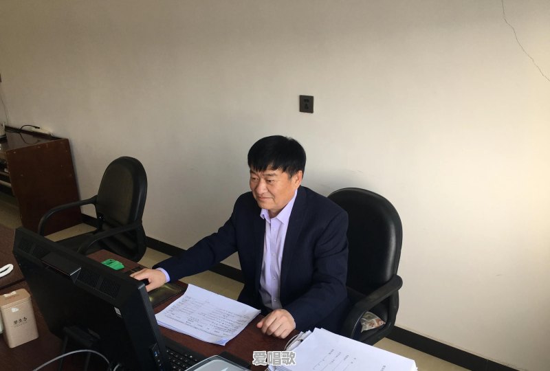 有没有哪些很惊艳的古诗词或古代情话 - 爱唱歌