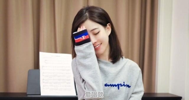 如果冯提莫都把演唱会搞成功了,那抖音上的网红们是不是有了发家致富的方向 如果冯提莫都把演唱会搞成功了,那抖音上的网红们是不是有了发家致富的方向 - 爱唱歌