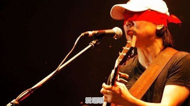 刘欢被誉为中国流行音乐界的教父，是否过誉 - 爱唱歌